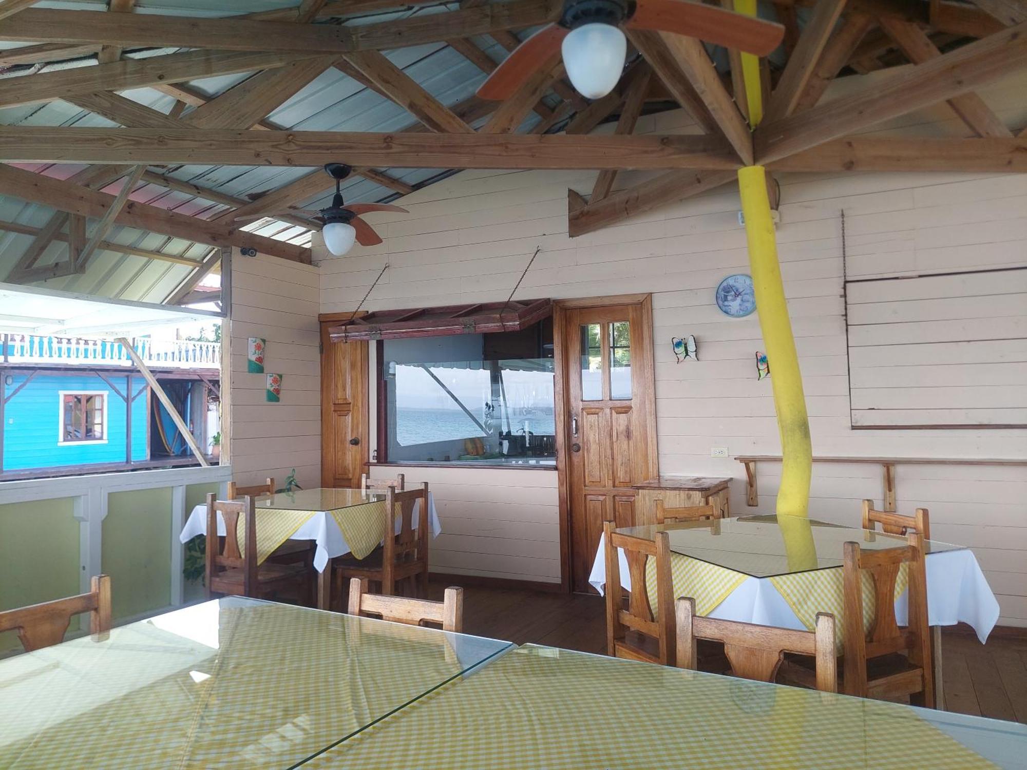 Faro Del Colibri Hotel Carenero Exterior photo